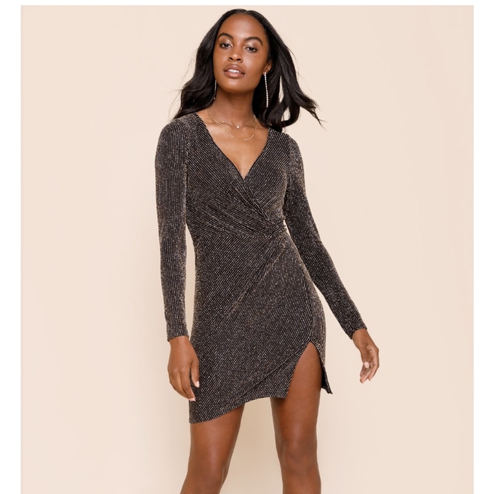 Francesca’s Rachel Lurex Side Knot Mini Dress. Small. Excellent condition.